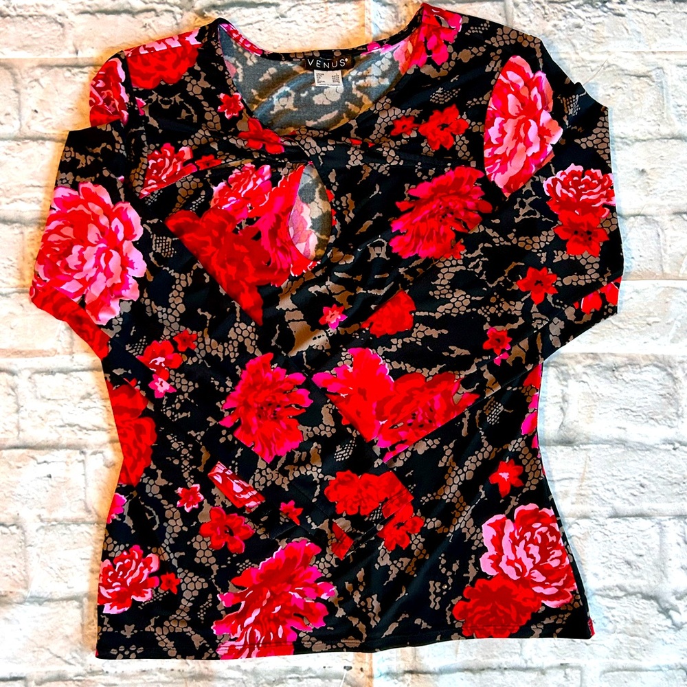 Venus black/red/pink vibrant floral lace print stretchy top with slits-L.